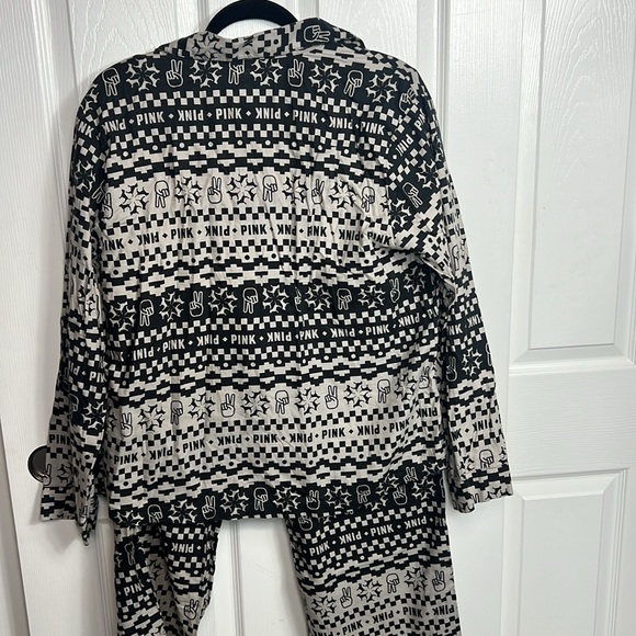 Pajamas button up shirt with pants PINK size M color black and gray - Picture 4 of 6